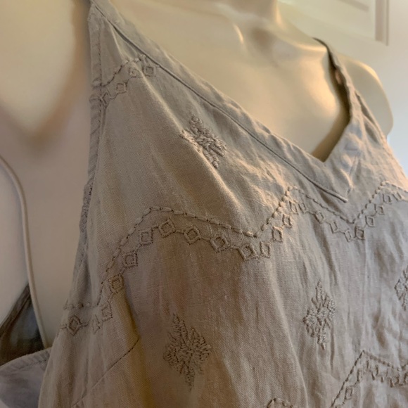 St Tropez medium embroidered top for summer. Grey - Picture 3 of 5